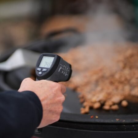Infrared Thermometer For Pizza Oven and food and Hot Plate